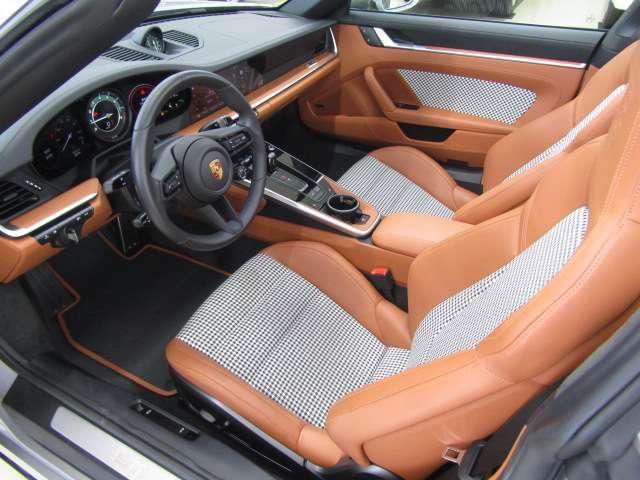 2025 Porsche 911 — миниатюра 5