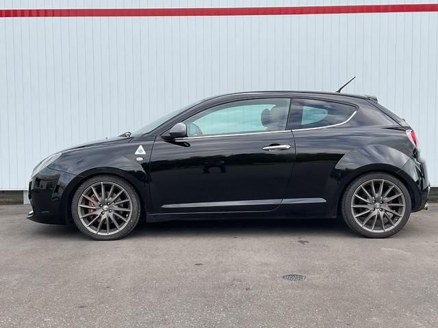 2010 ALFA Romeo MITO — миниатюра 9