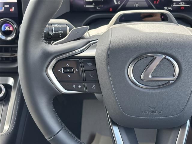 صورة 6 لـ 2025 Lexus GX