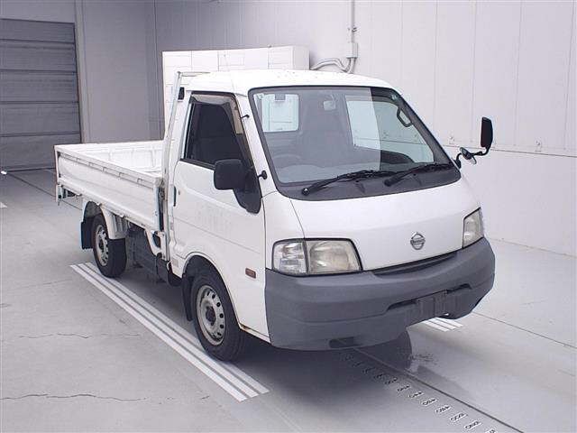 صورة 1 لـ 2013 Nissan VANETTE LARGO COACH