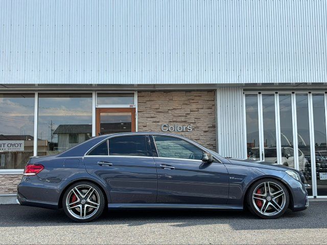 2013 Mercedes-BENZ E-CLASS AMG — фото 4