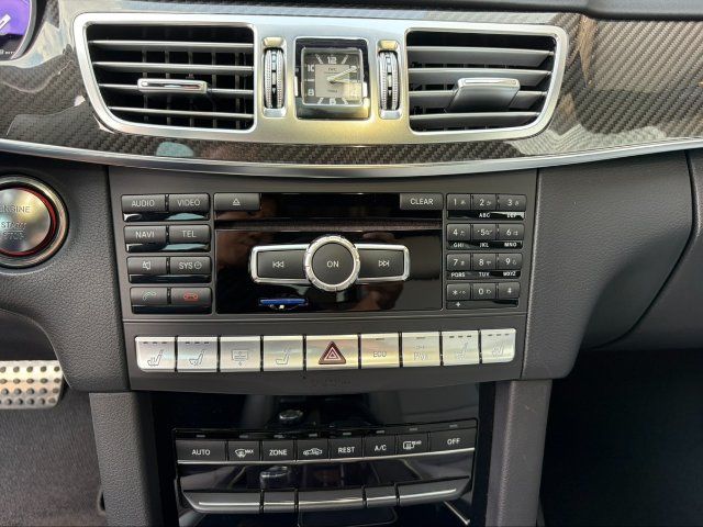 2013 Mercedes-BENZ E-CLASS AMG — фото 13