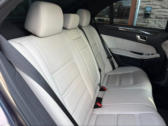 صورة مصغرة 20 لـ 2013 Mercedes-BENZ E-CLASS AMG