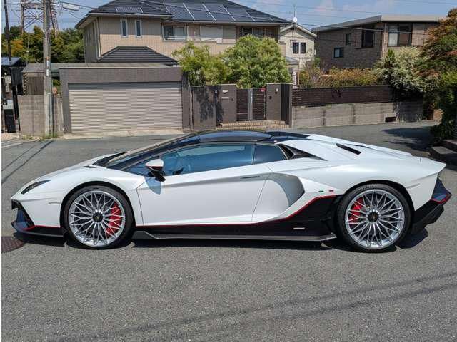 صورة 6 لـ 2022 Lamborghini AVENTADOR ROADSTER
