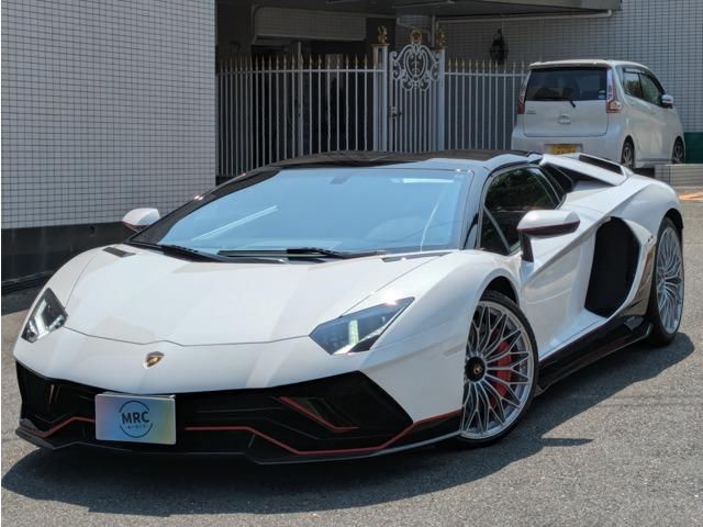 صورة 1 لـ 2022 Lamborghini AVENTADOR ROADSTER