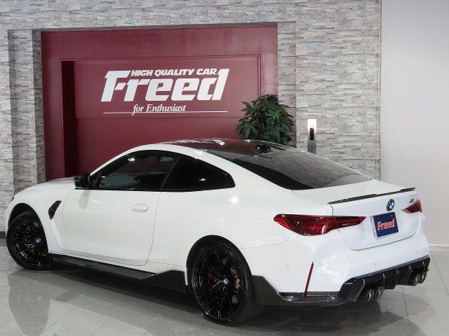 2024 BMW M4 照片 2
