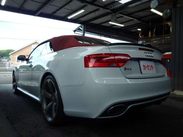 صورة 4 لـ 2015 AUDI RS5 CABRIOLET