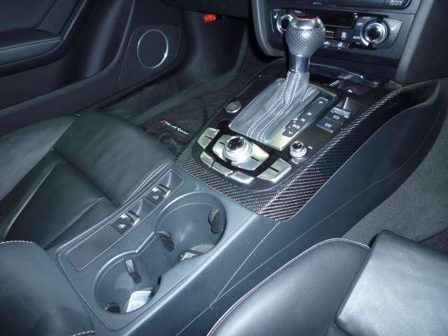 صورة 13 لـ 2015 AUDI RS5 CABRIOLET