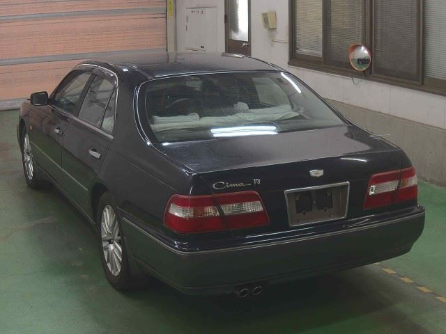 1996 Nissan CIMA — фото 2