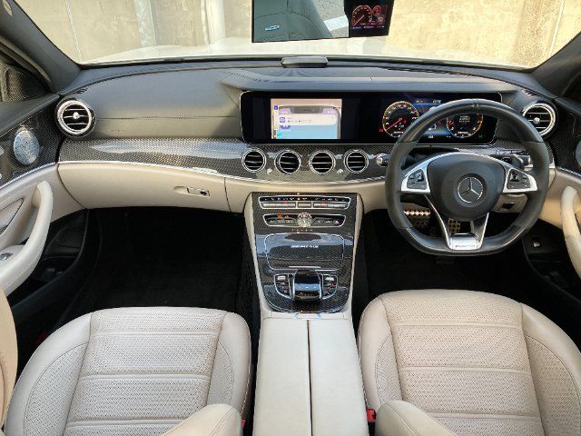 صورة مصغرة 22 لـ 2018 Mercedes-BENZ E-CLASS AMG