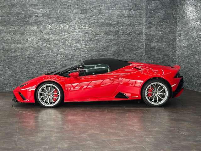 صورة 3 لـ 2023 Lamborghini HURACAN SPYDER