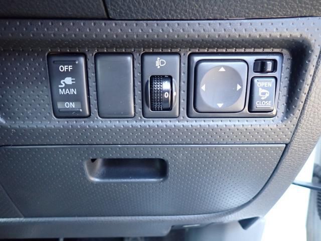 2013 Nissan AD — миниатюра 14