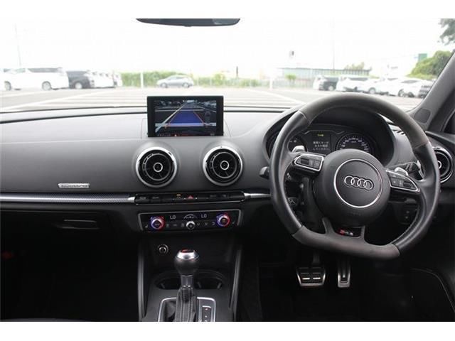 صورة مصغرة 16 لـ 2015 AUDI RS3 SPORTBACK