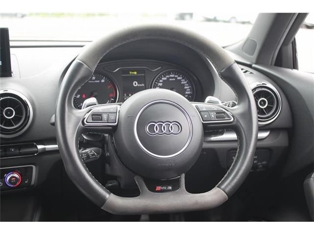 صورة مصغرة 17 لـ 2015 AUDI RS3 SPORTBACK