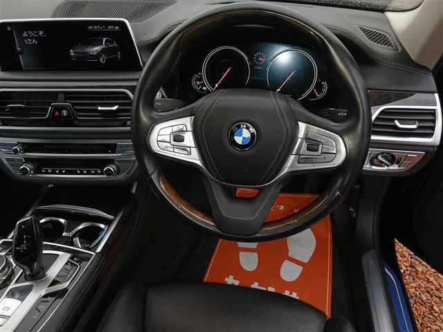 صورة 8 لـ 2016 BMW 7 SERIES