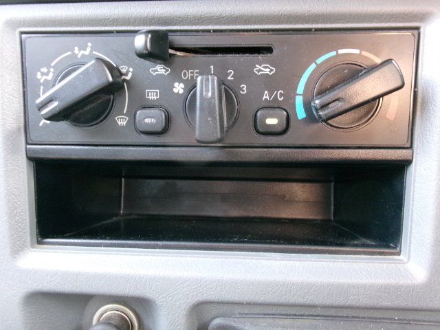 2012 Nissan NV100CLIPPER RIO 缩略图 18