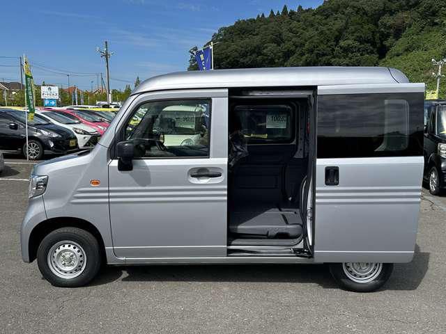 صورة 8 لـ 2018 Honda N-VAN