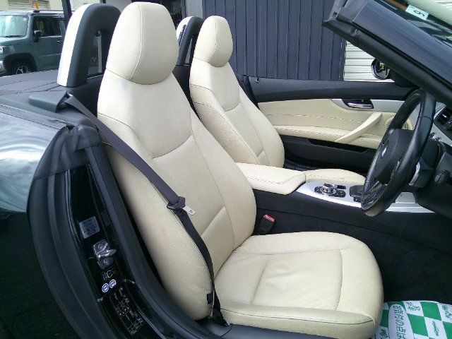 صورة مصغرة 24 لـ 2009 BMW Z4