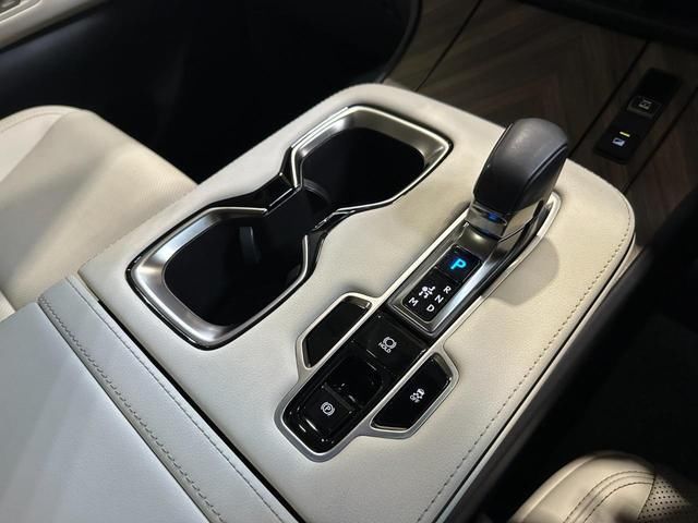 صورة مصغرة 14 لـ 2024 Lexus LM