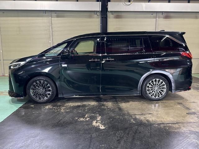 صورة مصغرة 23 لـ 2024 Lexus LM