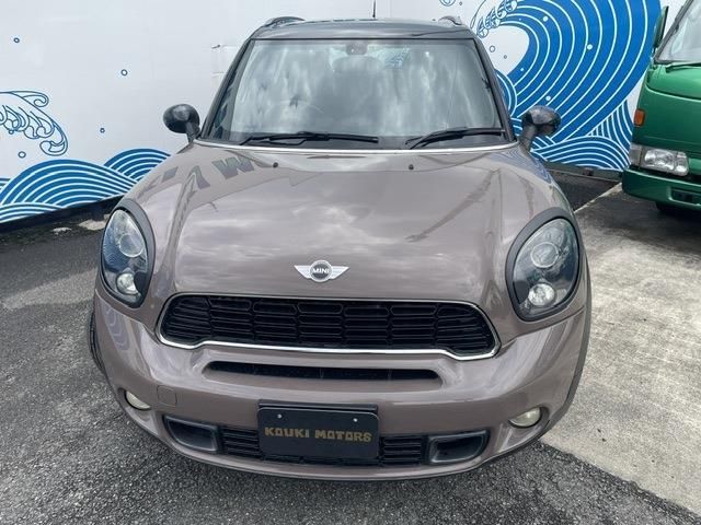 صورة 2 لـ 2011 MINI CROSSOVER