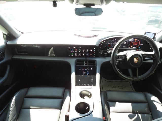 صورة مصغرة 17 لـ 2021 Porsche TAYCAN