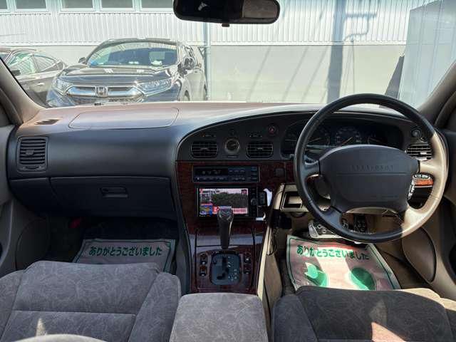 صورة مصغرة 12 لـ 2000 Nissan PRESIDENT