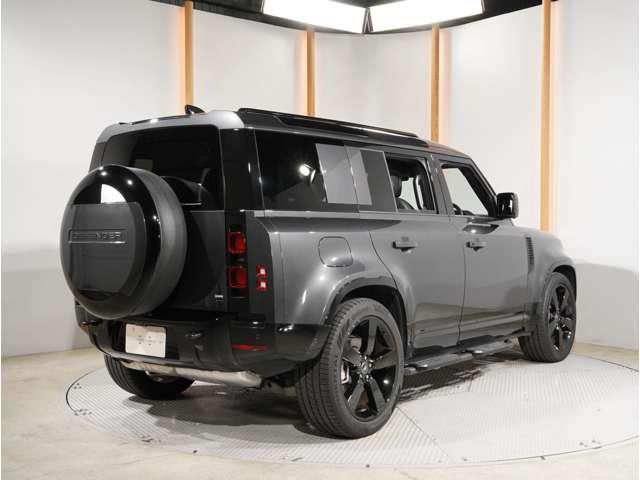 2025 LAND Rover DEFENDER — фото 10