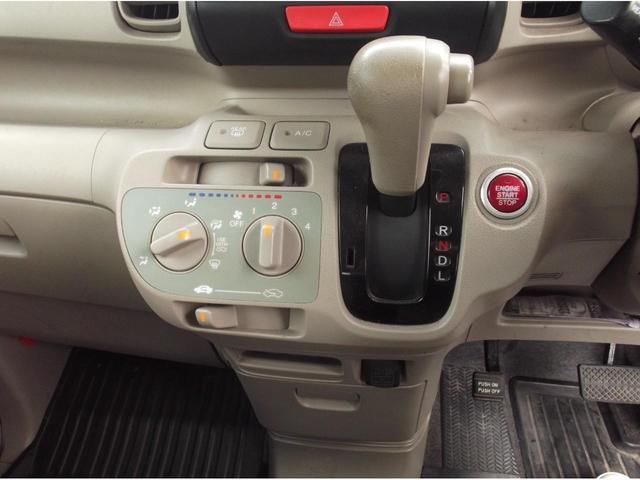 2012 Honda N-BOX — миниатюра 14