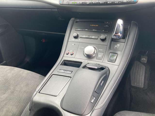 2011 Lexus CT — миниатюра 10