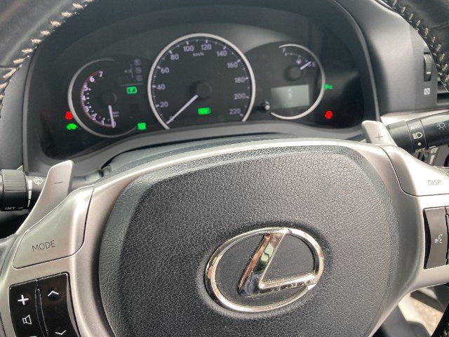 2011 Lexus CT — миниатюра 22