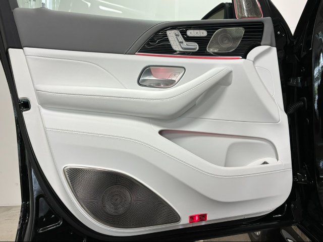 صورة مصغرة 15 لـ 2026 Mercedes-BENZ MAYBACH