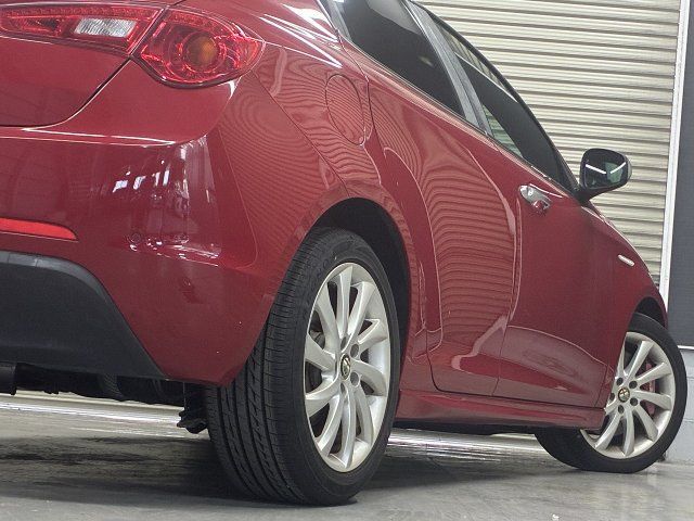 2012 ALFA Romeo GIULIETTA — миниатюра 11