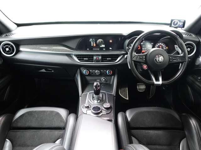 2019 ALFA Romeo STELVIO — миниатюра 15