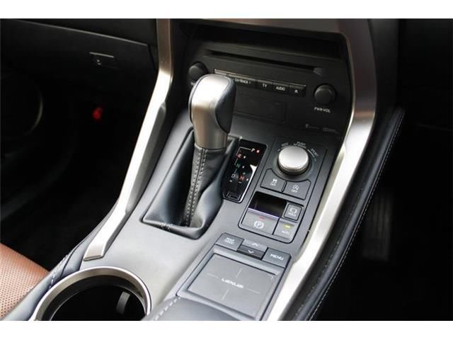 صورة 7 لـ 2014 Lexus NX