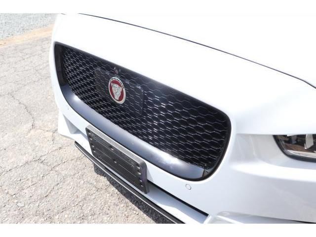 2015 Jaguar XE 照片 9