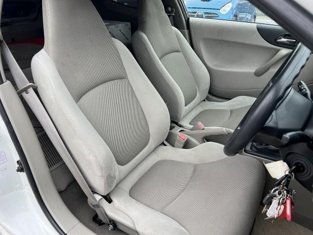 صورة 7 لـ 2005 Honda INSIGHT