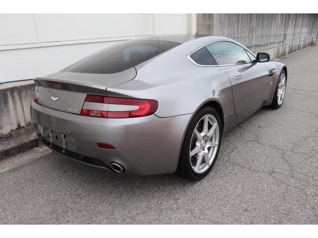 صورة 2 لـ 2008 Aston Martin V8 VANTAGE