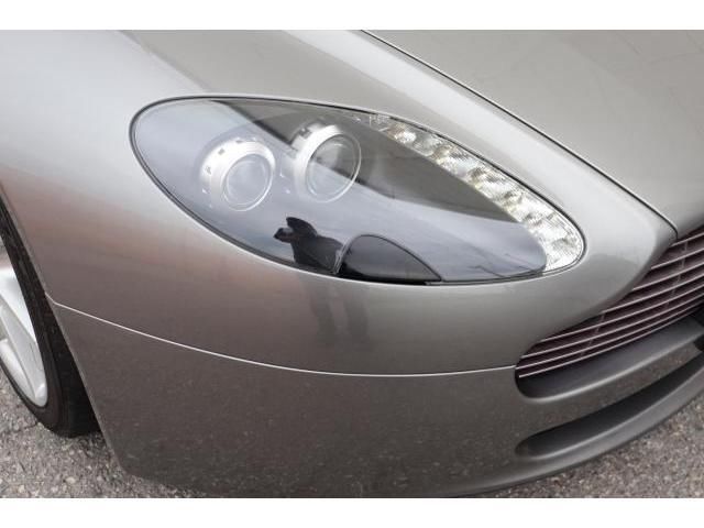 صورة 7 لـ 2008 Aston Martin V8 VANTAGE