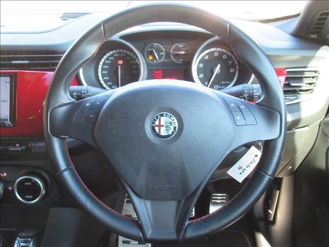صورة مصغرة 5 لـ 2012 ALFA Romeo GIULIETTA
