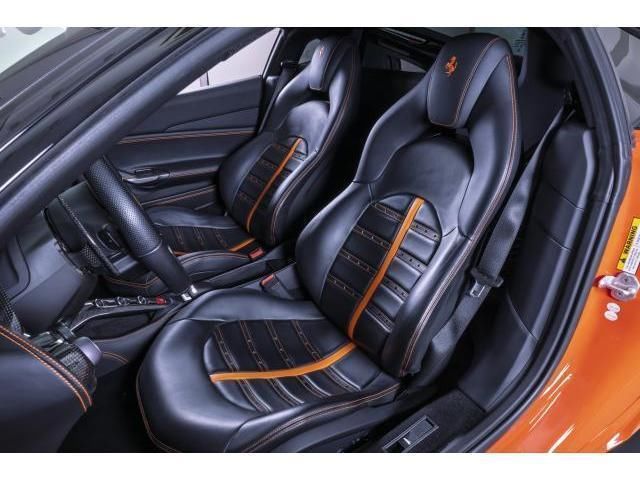 2017 Ferrari 488 GTB 照片 2