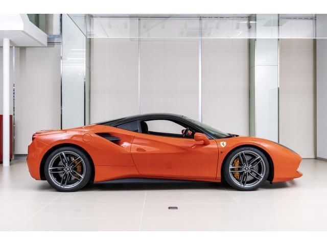 2017 Ferrari 488 GTB 照片 5