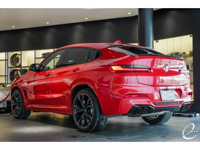 2019 BMW X4 M photo 2