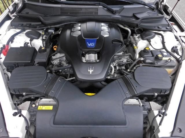 2015 Maserati QUATTROPORTE 缩略图 8