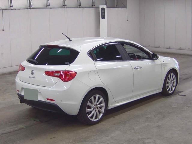 2013 ALFA Romeo GIULIETTA 缩略图 6