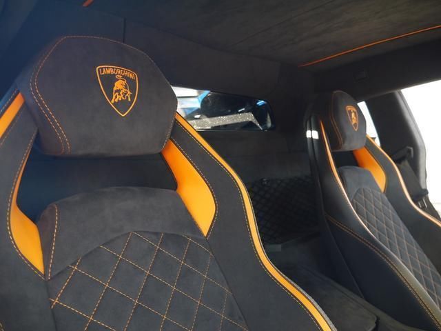 2018 Lamborghini AVENTADOR — миниатюра 4