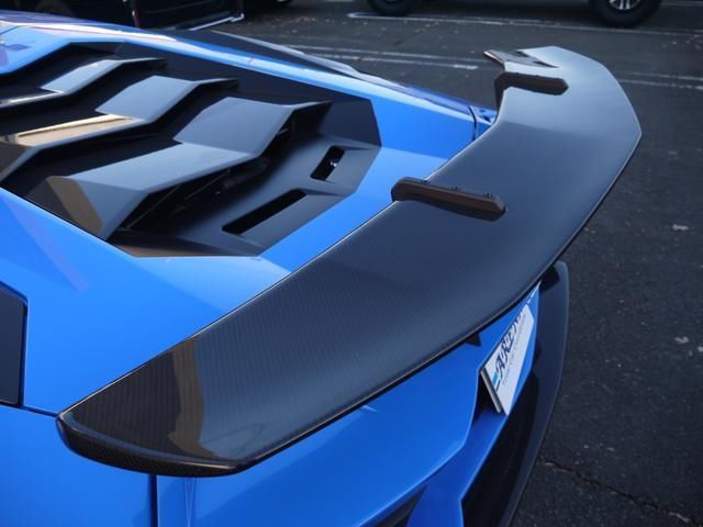 2018 Lamborghini AVENTADOR — миниатюра 8