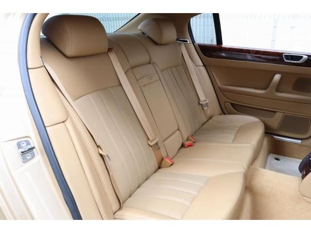 2006 Bentley FLYING SPUR 照片 5