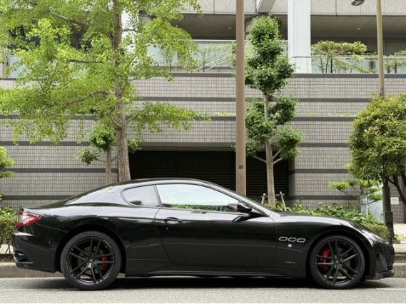 2015 Maserati GRAN TURISMO 缩略图 3