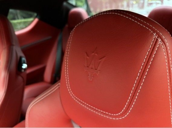 2015 Maserati GRAN TURISMO 缩略图 9
